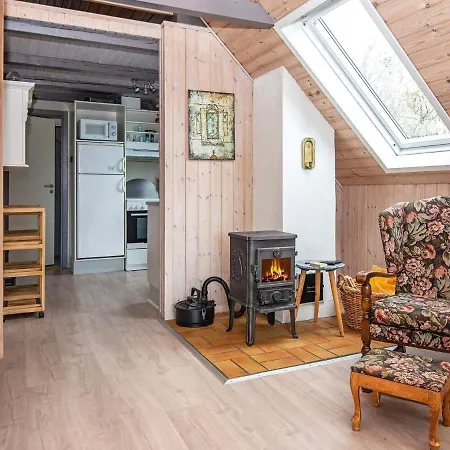 Сasa de vacaciones 6 Person In *