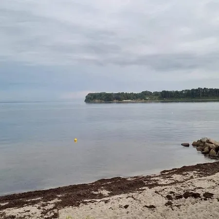 Сasa de vacaciones 6 Person In